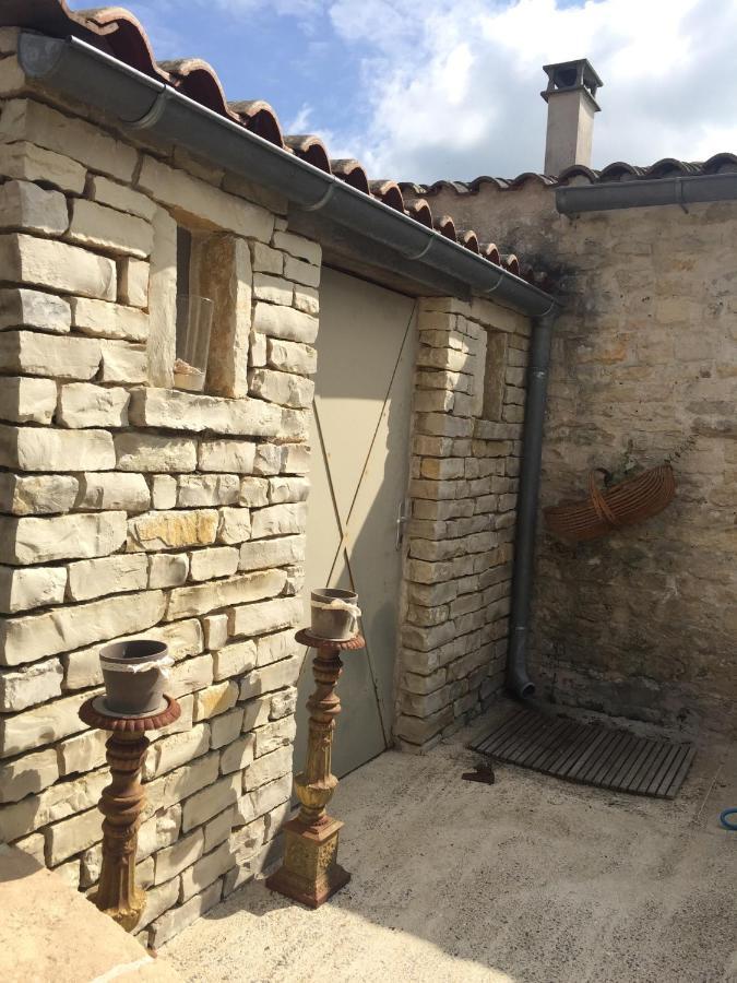 Spa Campagne Design Thairé Exterior foto